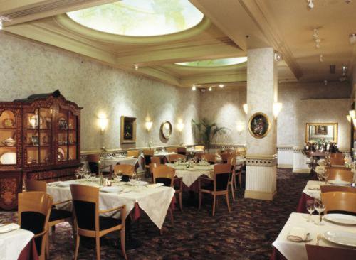 Sutton Place Hotel Toronto Restaurang bild